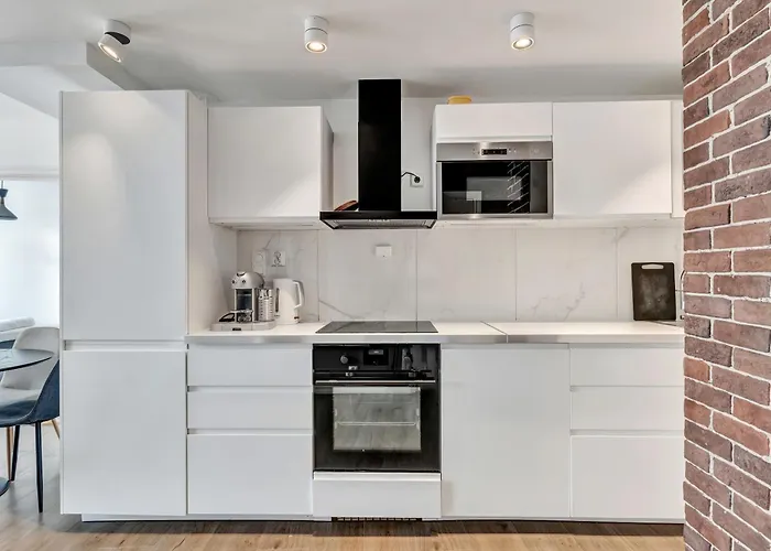 Modern Apartment By Bergen Harbor